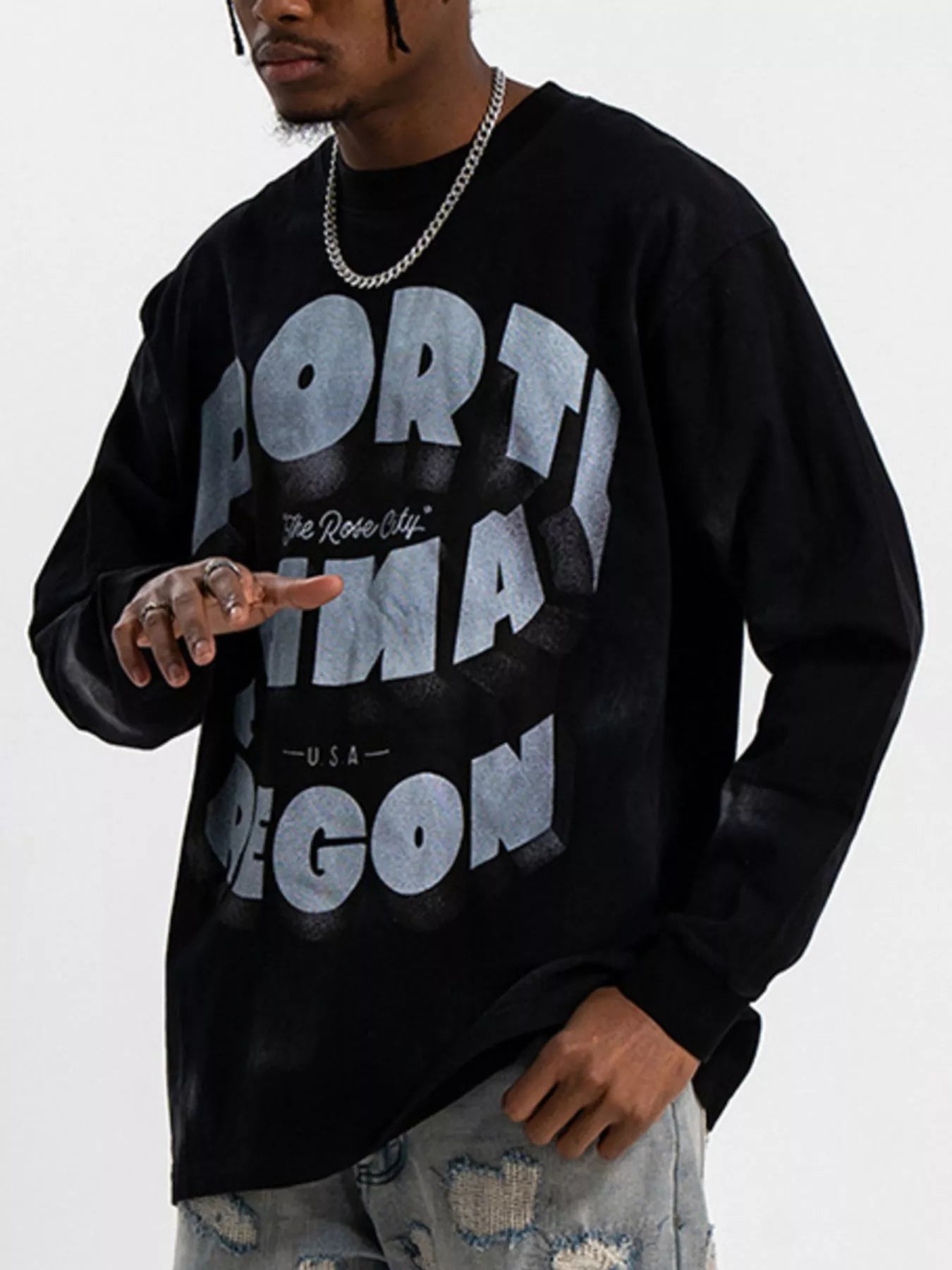 Men's Graphic Round Neck Long Sleeve T-Shirt