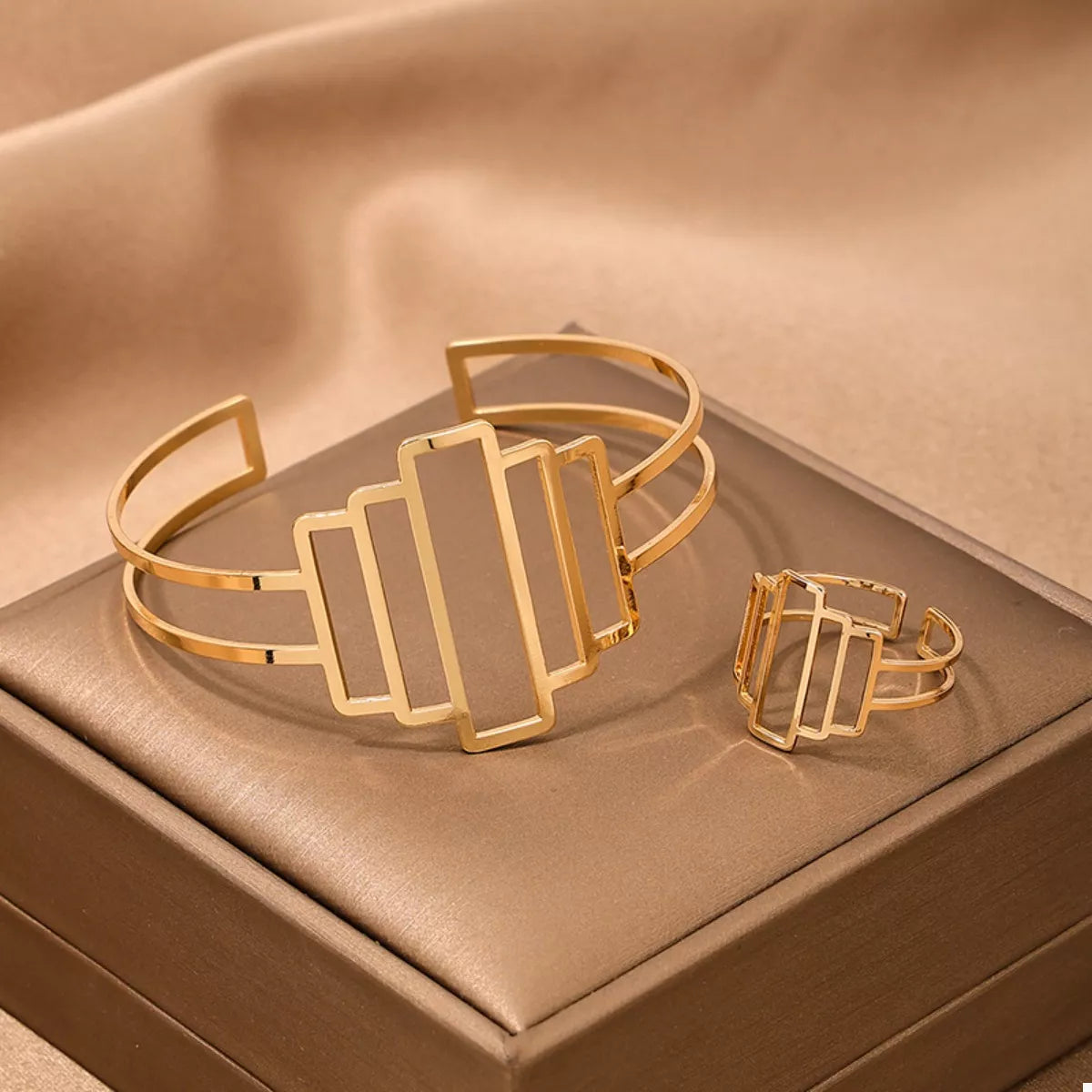 18K Gold-Plated Open Bracelet and Ring Jewelry Set