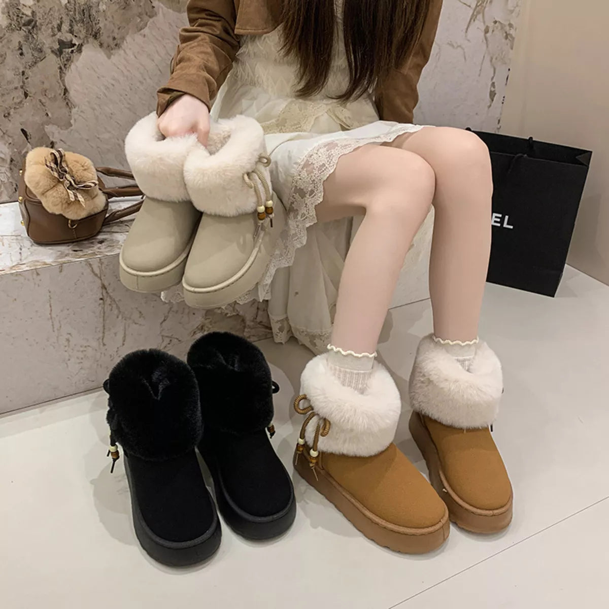 Round Toe Platform Boots